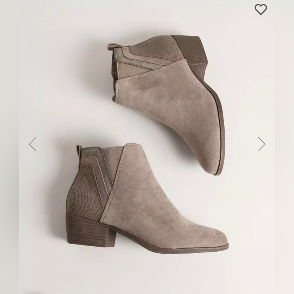 6.5 Madden Girl Embossed Hooper Ankle Boots